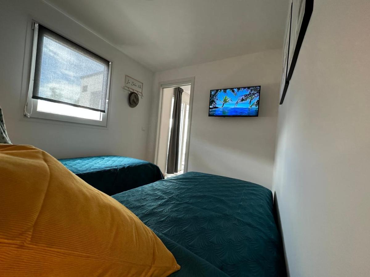 Mobile Home Mare Blu Rovanjska Extérieur photo